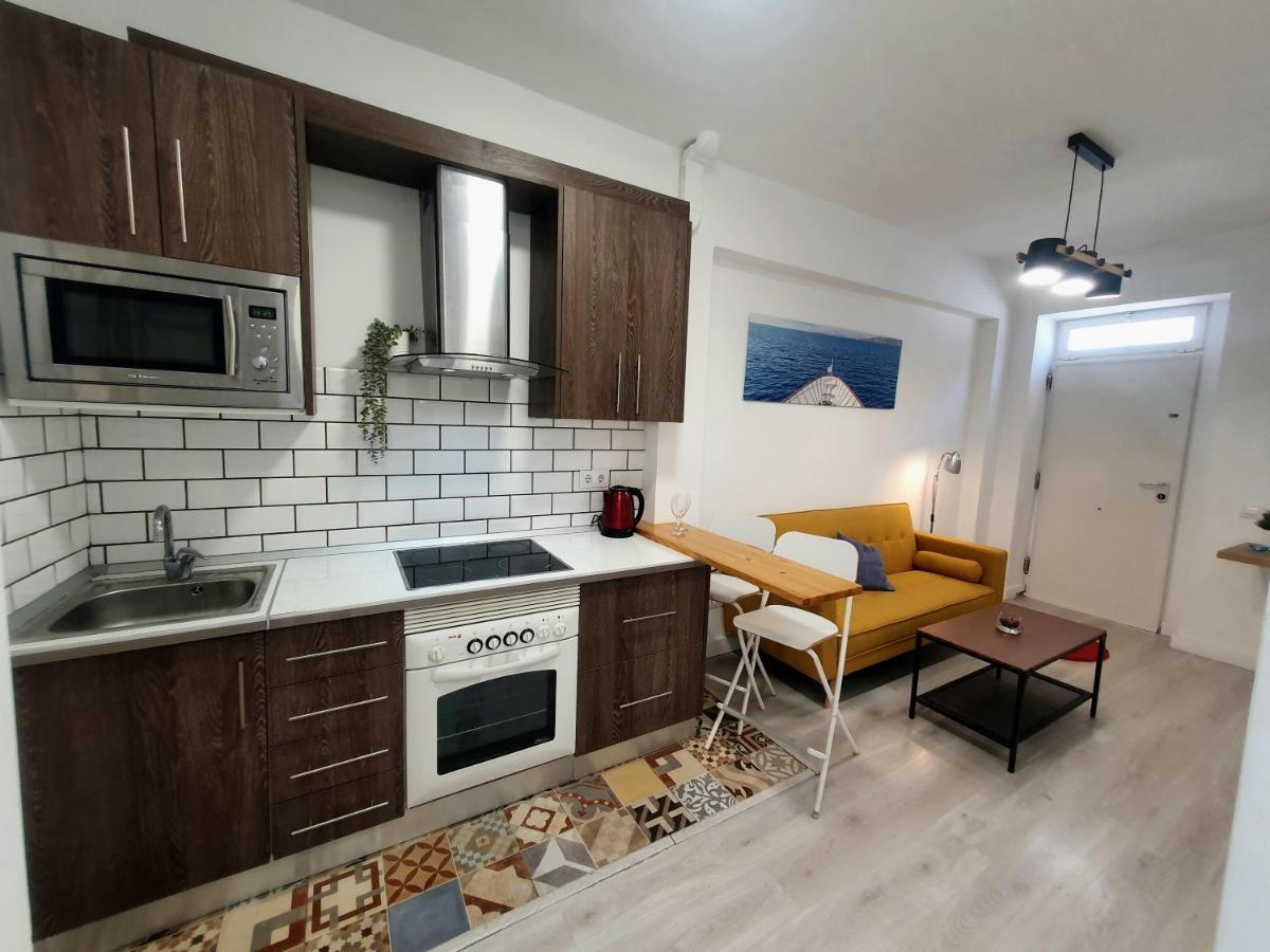 Apartamento Moderno Y Acogedor. Almeria Bagian luar foto